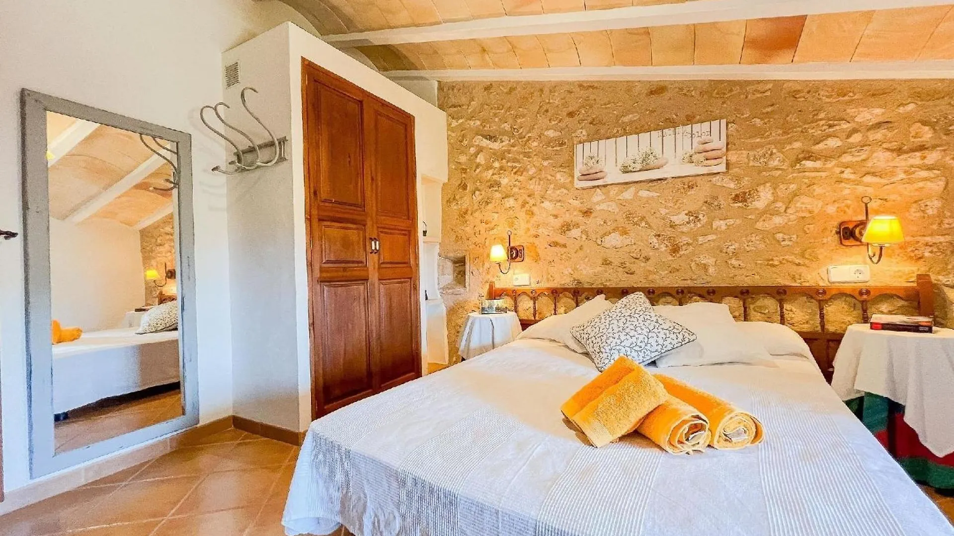 Ferienhaus Mit Privatpool Fuer 6 Personen Ca 100 M In S'Horta, Balearen Mallorca 0*, S'Horta Spain