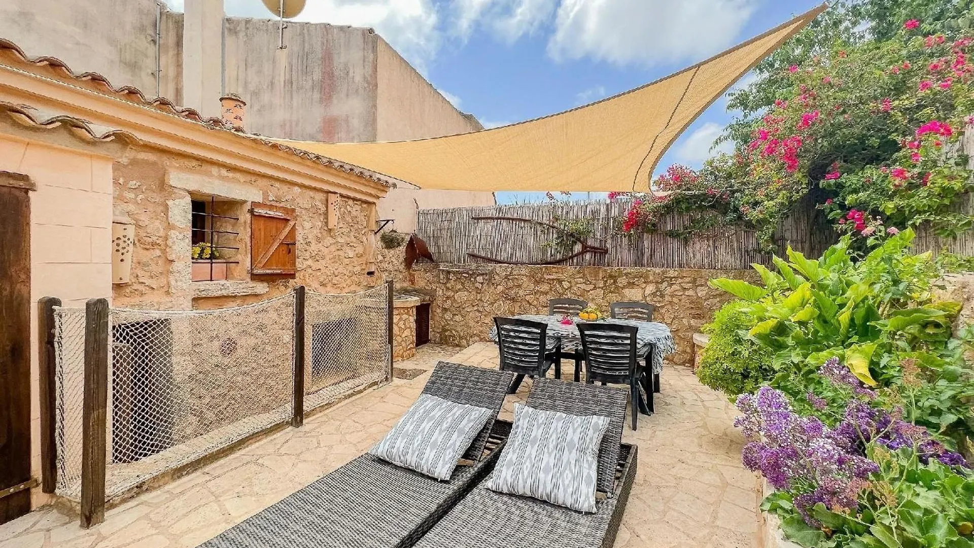 Ferienhaus Mit Privatpool Fuer 6 Personen Ca 100 M In S'Horta, Balearen Mallorca